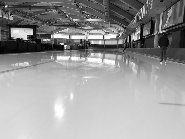 Clean sheet of fast ice