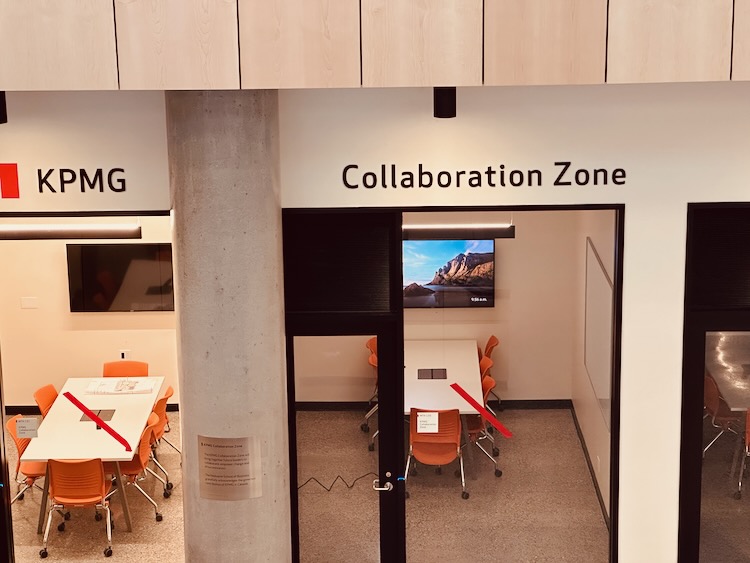 Collaboration Zone at 77mm ultrawide
